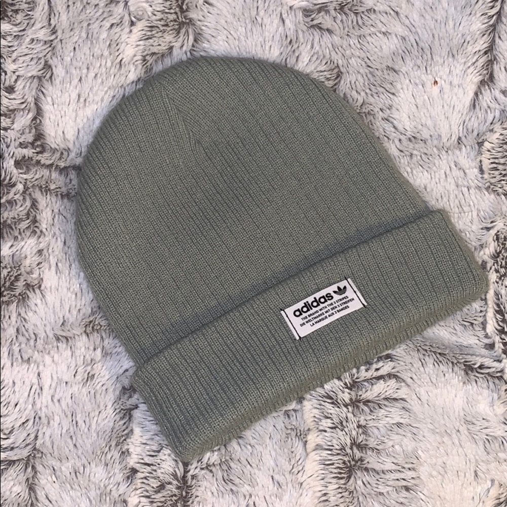 Adidas Beanie 👽